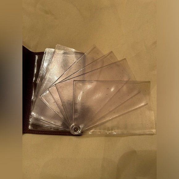 EUC Louis Vuitton Vintage Card Card Holder UNISEX - Picture 10 of 11